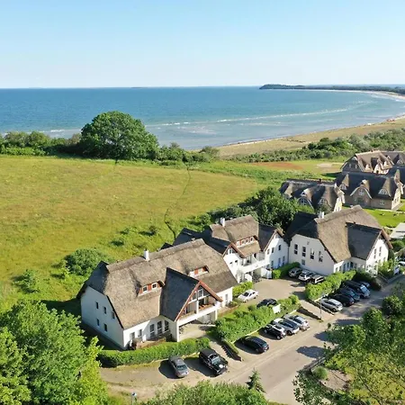 F-1010 Strandhaus Moenchgut Dz 24 Garten, Strandnah, Inkl Fruehstueck Lobbe